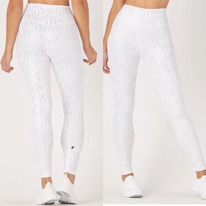 NWT Glyder Sultry White/ rose Gold dew drop gloss leggings